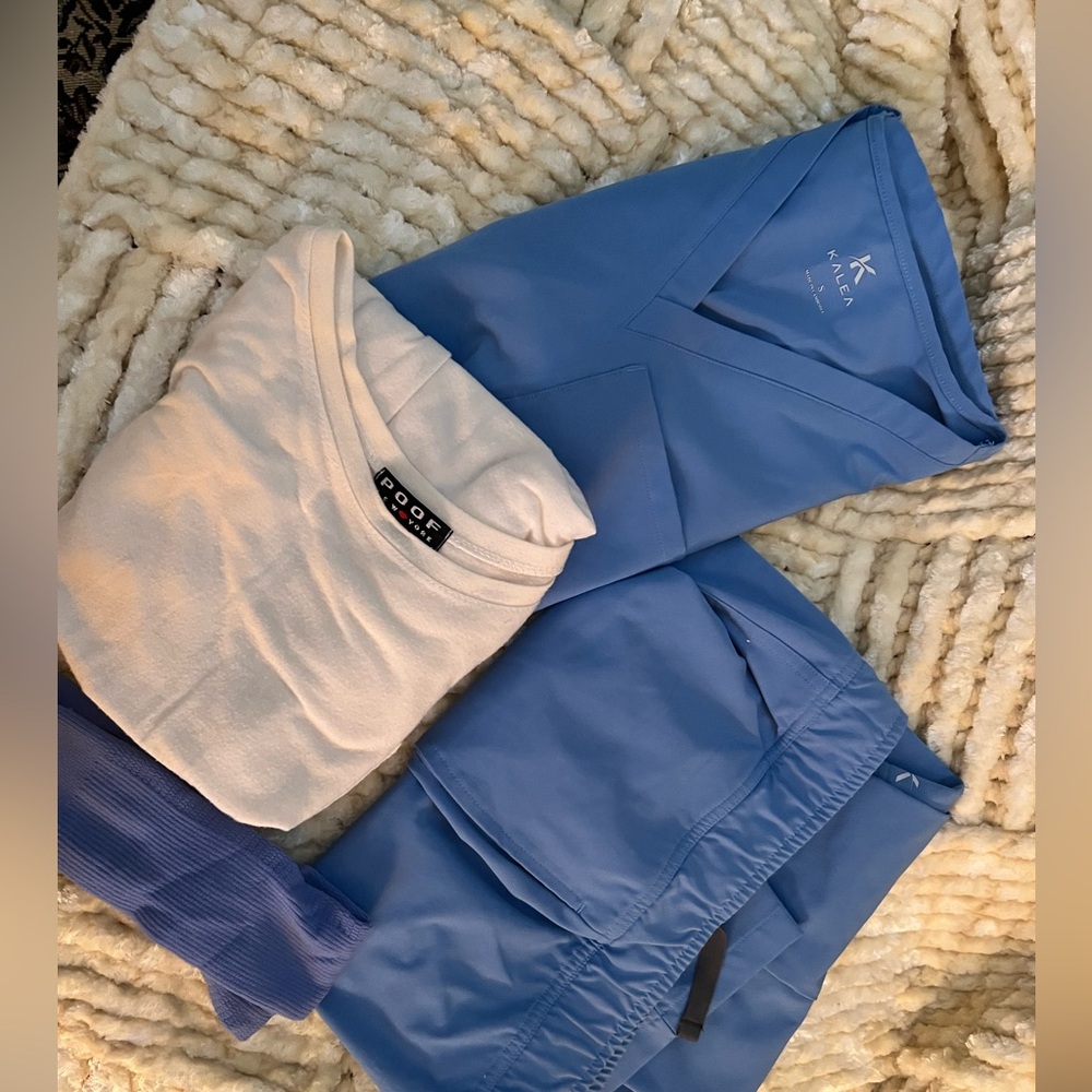 Ladies scrubs